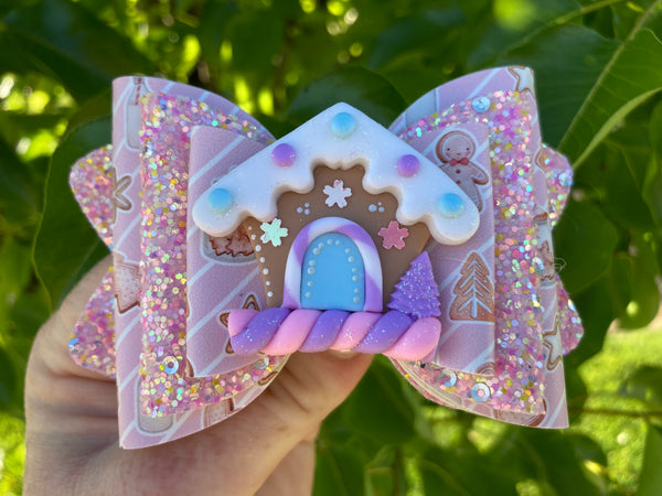Pretty in pink gingerbread house Hair Bow