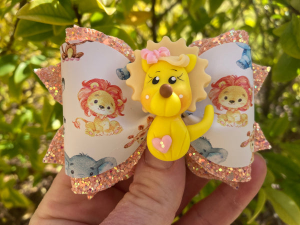 Pretty lion Hair Bow